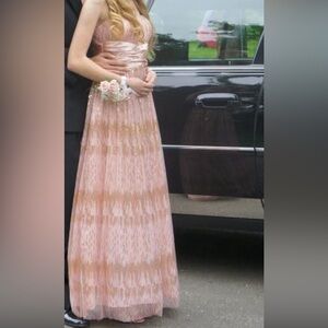 Hailey Logan by Adrianna Papell Pink‎ & Gold Formal Prom Maxi Dress Juniors 3/4